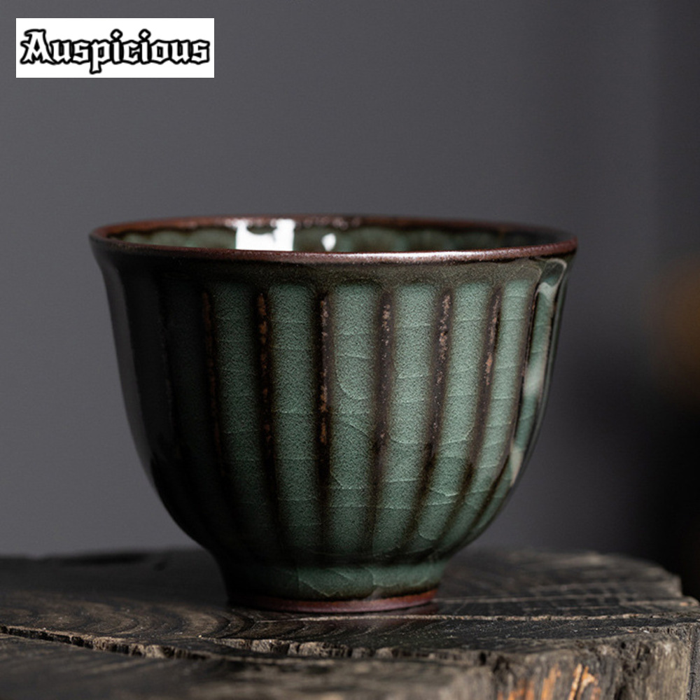 Celadon Ceramic Cup - 85ml fatto a mano Ge Kiln
